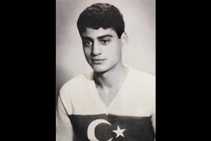 Eski milli kaleci Yılmaz Urul hayatını kaybetti