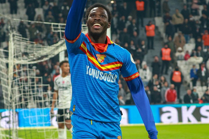 Göztepe'de Emerson geliyor, Fofana gidiyor