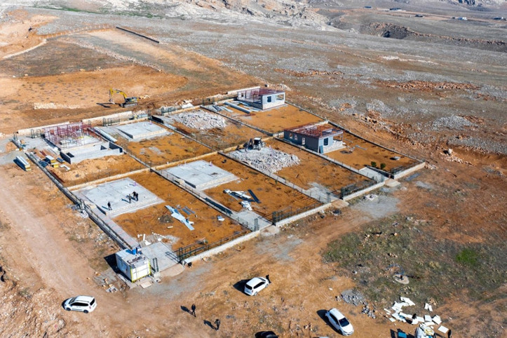 Hasankeyf'teki kaçak villalar yıkıldı