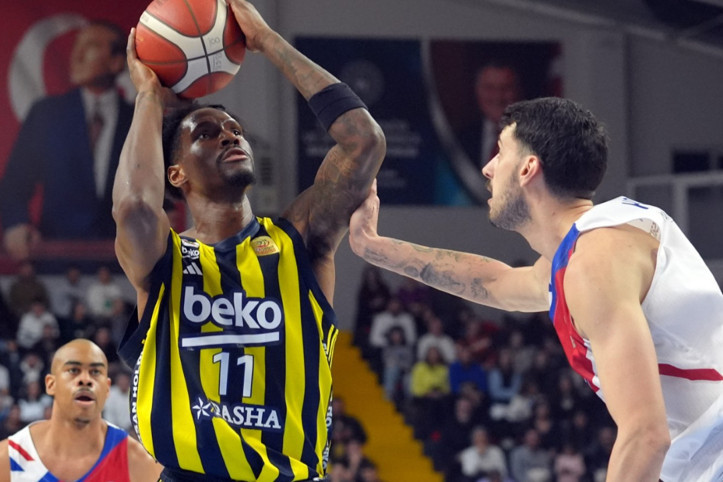 Fenerbahçe, Büyükçekmece'yi zorlu maçta devirdi