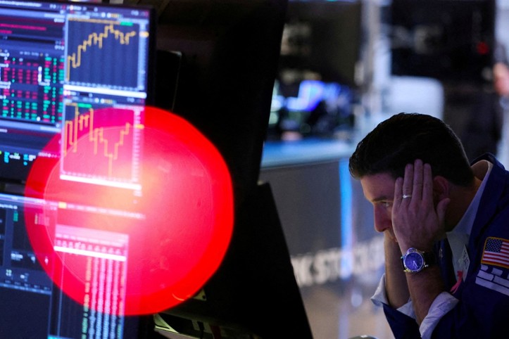 Piyasalarda ticaret savaşı baskısı sürüyor