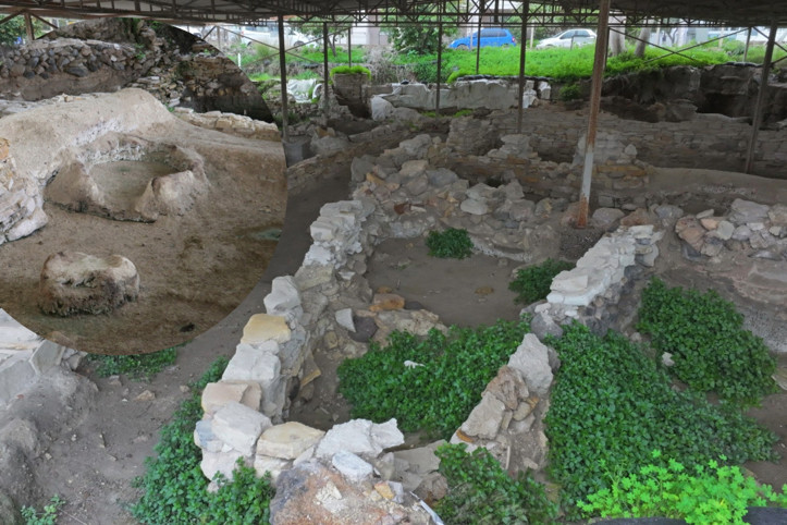 Santorini volkanının tsunamisi Çeşme'yi vurmuş! Yıkımın izleri ortaya çıktı