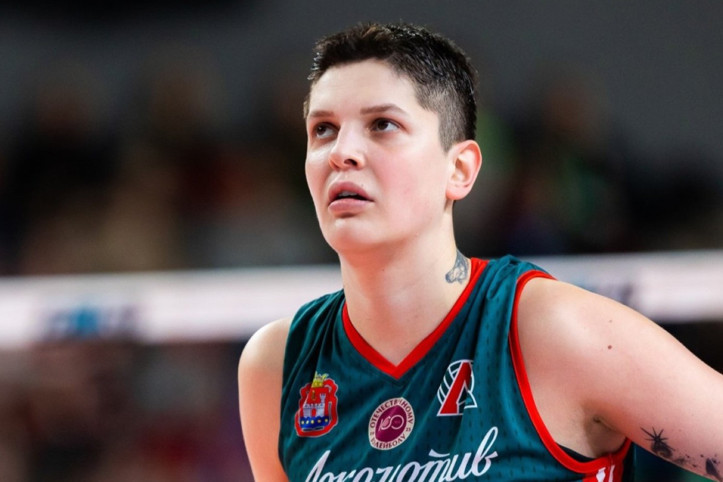 Ebrar Karakurt için olay iddia: Arabasına saldırdı, kayıtlar var