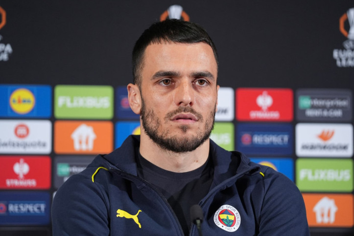 Filip Kostic'in yeni adresi netleşiyor: Ya Pire ya Belgrad