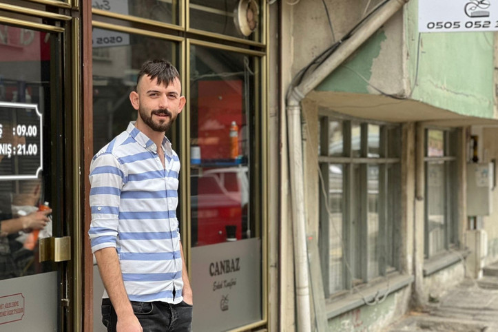 Kontrolden çıkan araç istinat duvarına çarptı: Sürücü öldü