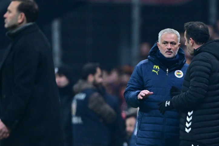 Galatasaray'dan Mourinho'ya suçlama: 'Maymun' sözlerine yanıt geldi