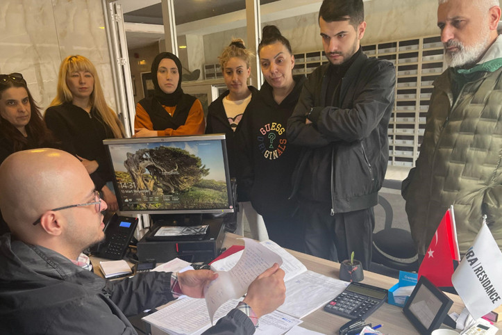 Sitenin eski yönetimi evrakları alıp kaçtı, yeni başkanı dövdü