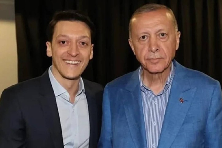 Mesut Özil'e 'veda' şoku: Almanlar kararı böyle açıkladı