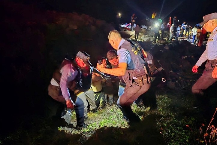 Honduras'ta 17 kişiyi taşıyan uçak denize düştü: 7 ölü