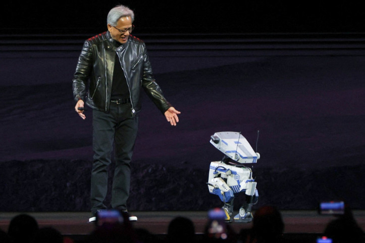 Nvidia CEO'su insansı robot devrimi için tarih ve fiyat verdi