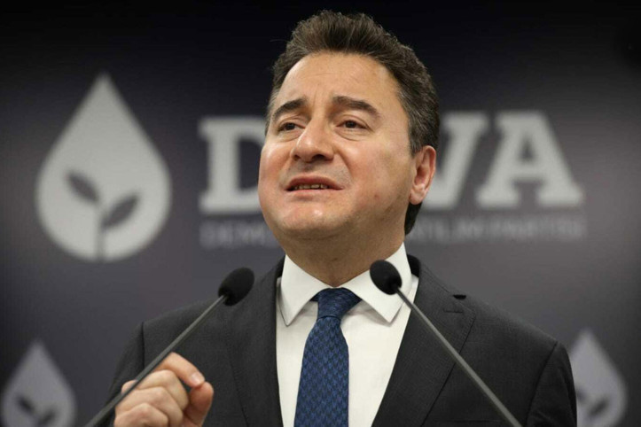 Babacan'dan TRT'ye: Davet etmediler, hakkımı helal etmiyorum