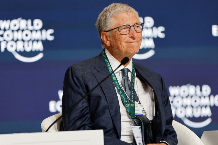 Bill Gates'ten Elon Musk'a: Dünyanın en zengini, en fakir çocukları öldürüyor