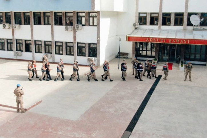 Define dolandırıcıları sahte haritayla 50 milyon TL topladı