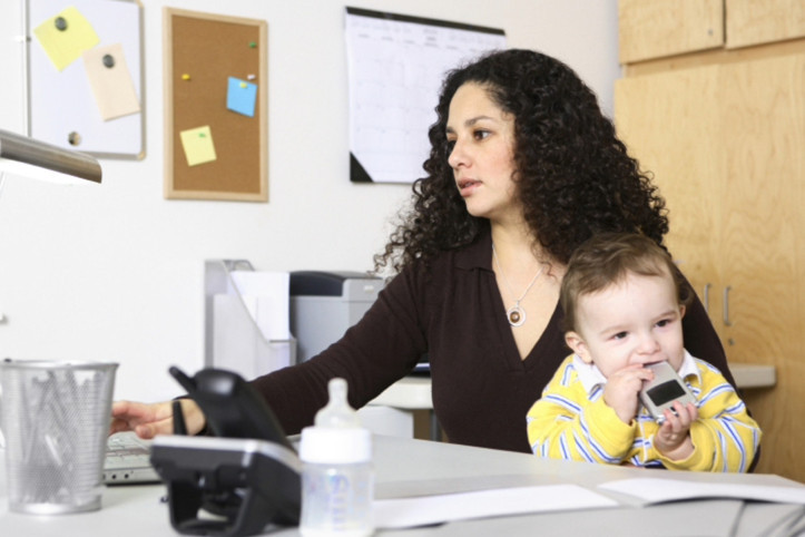 İktidardan kreş yerine yarı zamanlı çalışma teşviki: 'Kadının yükü artacak'
