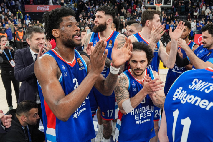 Anadolu Efes'in play-off'taki rakibi Ergin Ataman'ın PANA'sı oldu