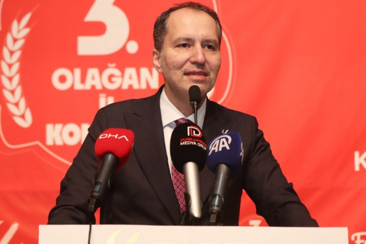 İktidara seslendi: Yoksulluğu da yolsuzluğu da yasakları da bitiremediniz