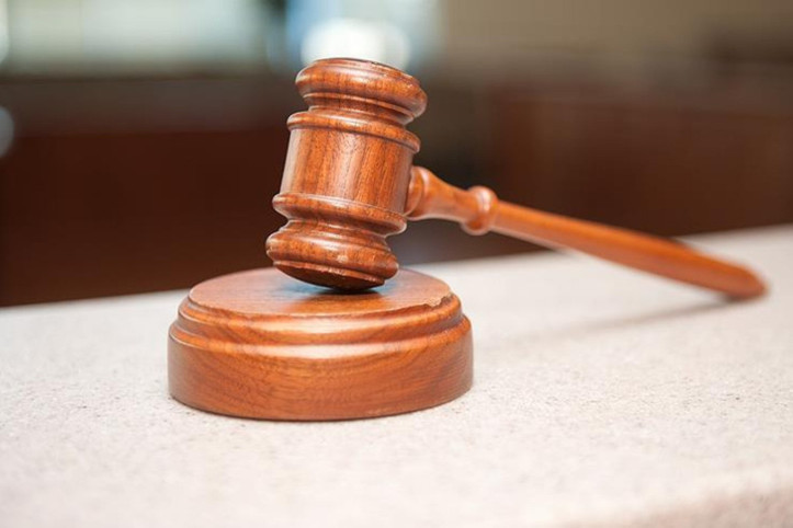 'Ağabeyim öldü' ihbarı yaptı, cinayetten yargılanıyor