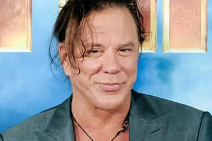 Mickey Rourke, TV programından kovuldu