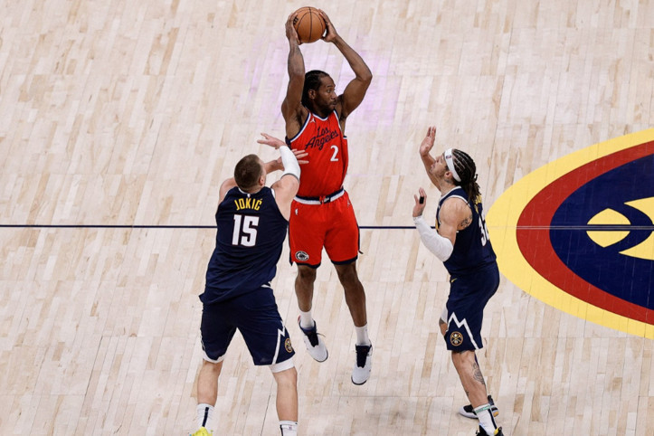 Clippers ve Pistons serilerini eşitledi: Kawhi, Jokic'i üzdü