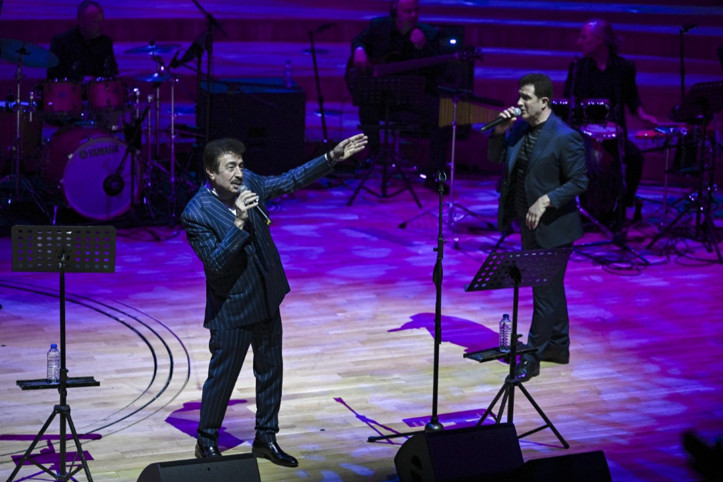 Ferdi Tayfur, "Hatıran Yeter Konseri" ile anıldı