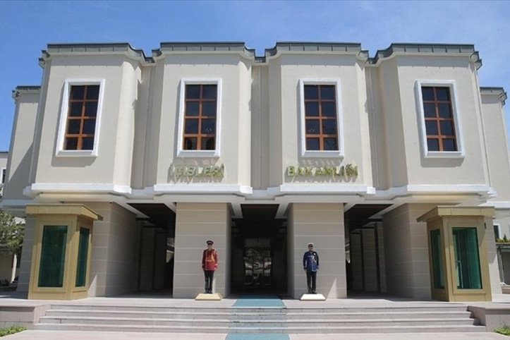 23 Nisan’daki dans gösterisi soruşturmalık oldu