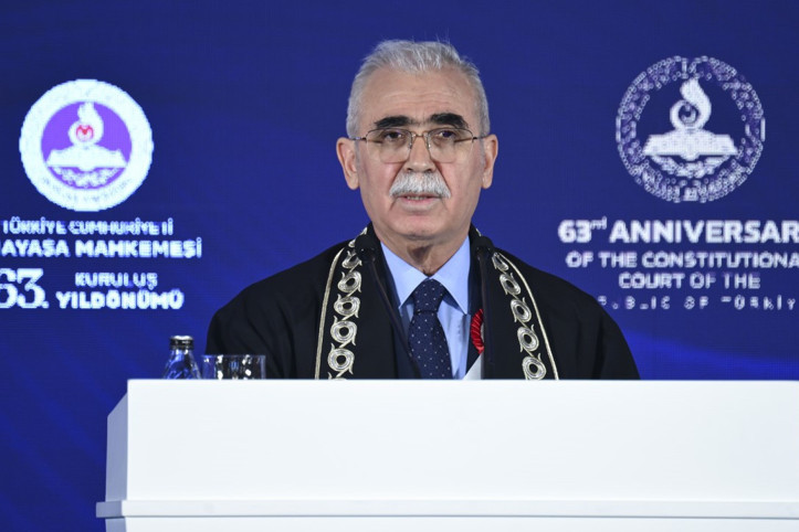 AYM Başkanı’ndan ‘bağımsız ve tarafsız hakim’ vurgusu