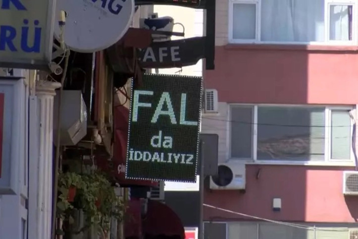 Kırmızı bültenle aranan falcıya hapis cezası