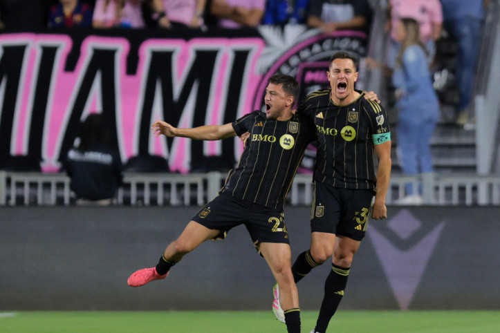 Cengiz Ünder ABD'ye damga vurdu: Oyuna bir girdi, puanı getirdi