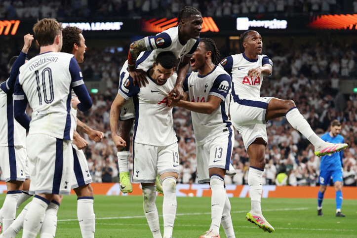 Tottenham Avrupa Ligi finali için ilk adımı attı