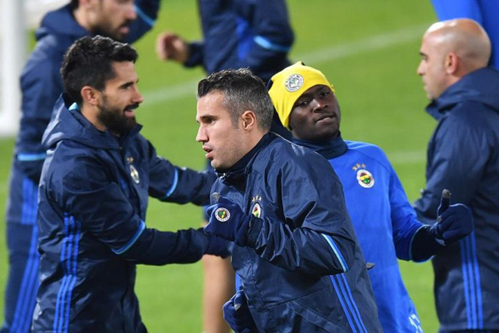 Fenerbahçe'nin eski yıldızına futboldan men: Hem kendini hem kulübünü yaktı