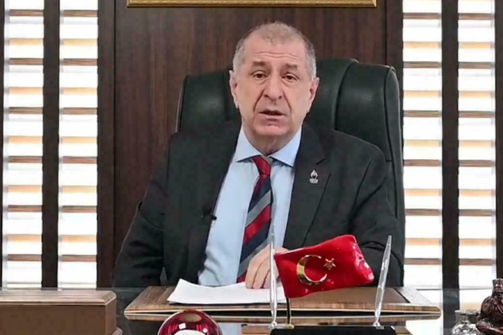 Özdağ: Özel'e saldırı, iktidarın uyguladığı yüksek tansiyon politikasının açık bir sonucu