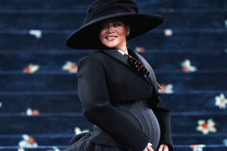 Rihanna: "35 yıl bekledim, bakıcıya teslim etmek için değil"