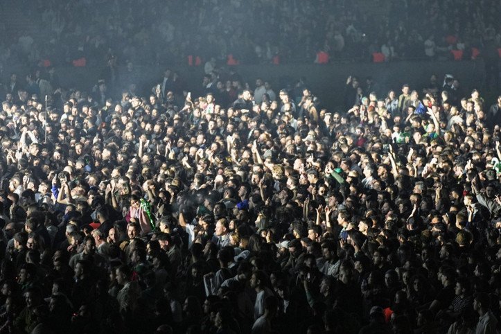 Bursaspor 26 binden fazla kombine sattı