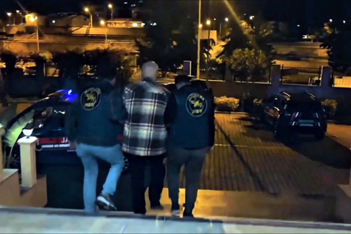 Kırmızı ve yeşil bültenle arananlar Türkiye'de yakalandı