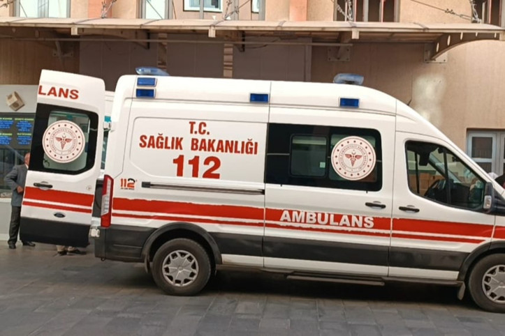 40 lise öğrencisi yedikleri tavuk dönerden rahatsızlandı