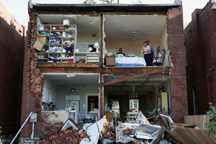 ABD'de şiddetli fırtına: 23 kişi öldü, binlerce yapı hasar gördü