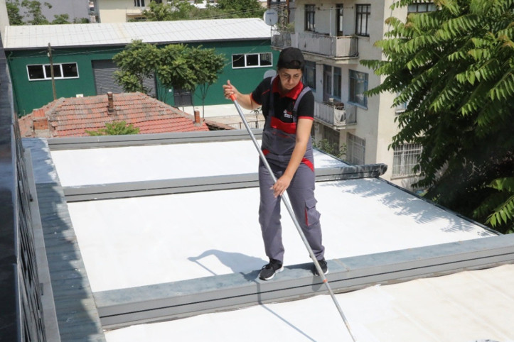 Mesleğini 'kadınlar yapamaz' diyenlere inat sürdürüyor
