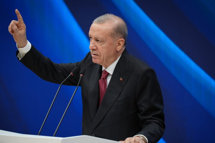 AKP olası polemiğin önünü kesti, ipucu verdi: Başkanlık sistemi tartışmaya açılacak