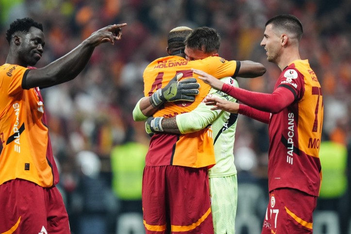 Galatasaray'ın transfer planı belli oldu: Omurgaya mini tedavi