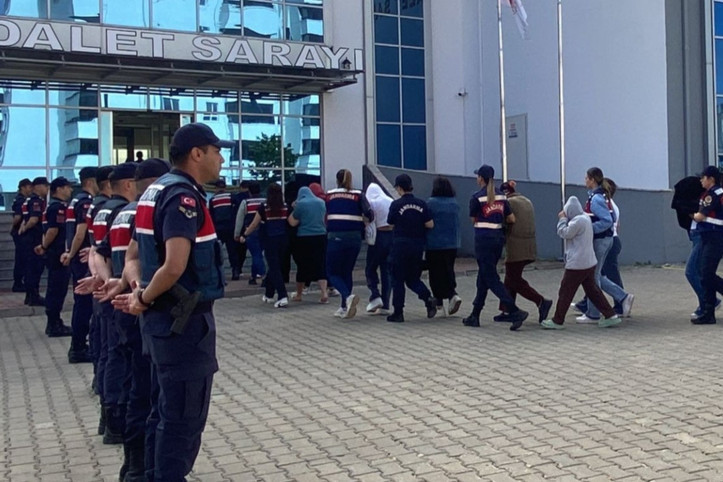 Edirne'de 12 kadın kurtarıldı, 10 kişi gözaltında
