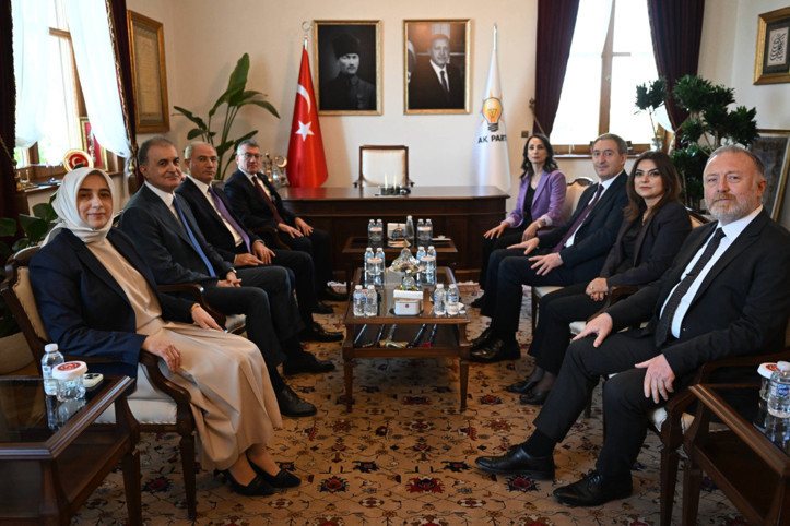 DEM Parti'den AKP'ye ziyaret