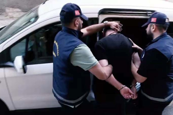 Kundakçı çetesine operasyon: 8 tutuklama