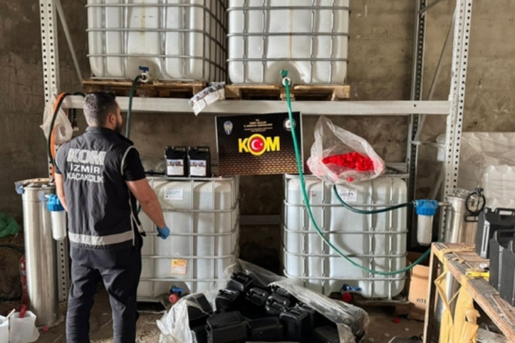 Sahte alkol operasyonunda 3 tutuklama