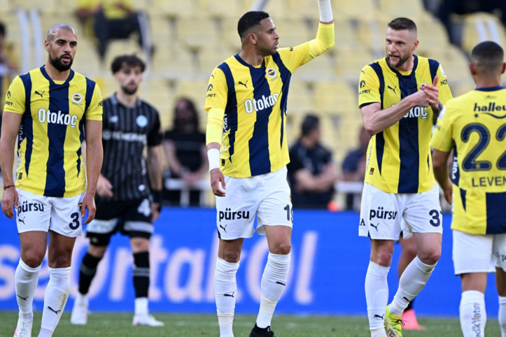 Youssef En-Nesyri sezonu 30 golle bitirdi