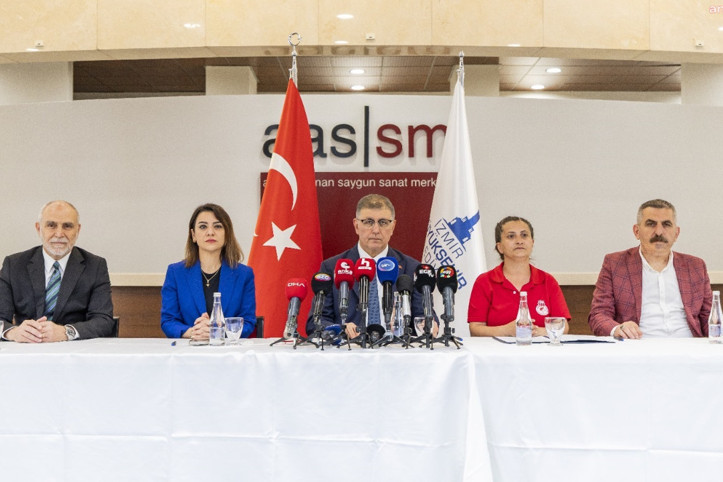 İzmir'de 23 bin işçiyi kapsayan toplu iş sözleşmesi anlaşmayla sonuçlandı