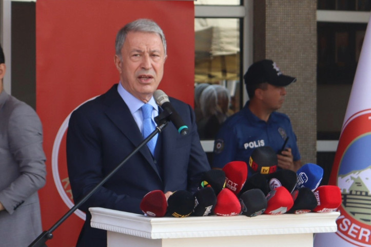 Hulusi Akar: Hiçbir zaman terörü de teröristi de unutmadık