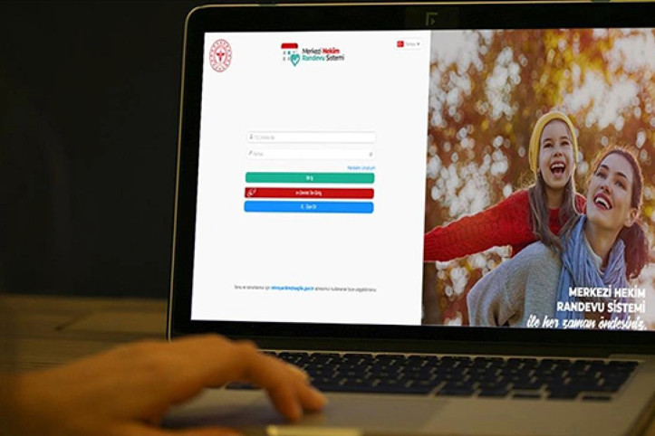 Tepkiler sonuç verdi: MHRS'deki ayrım kaldırıldı