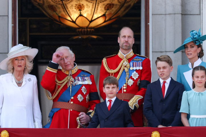 Dünya kaynıyor, onlar kutlama yapıyor