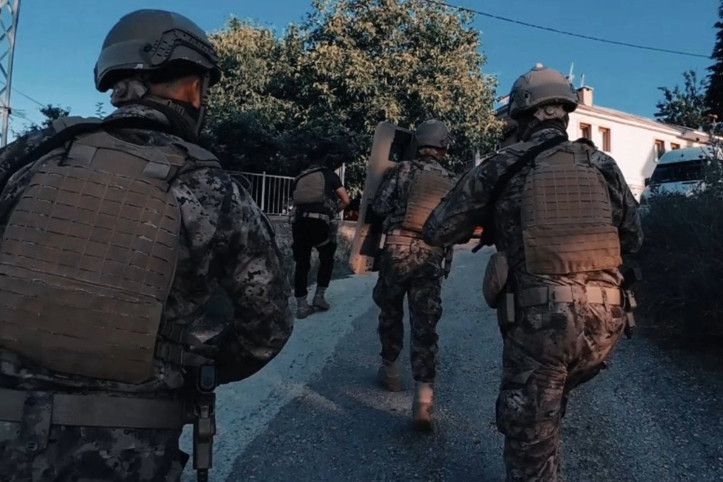 Tunceli'de uyuşturucu operasyonu: 8 gözaltı