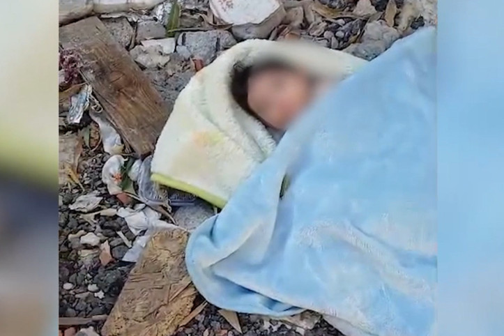 Boş arazide 3 aylık bebek bulundu